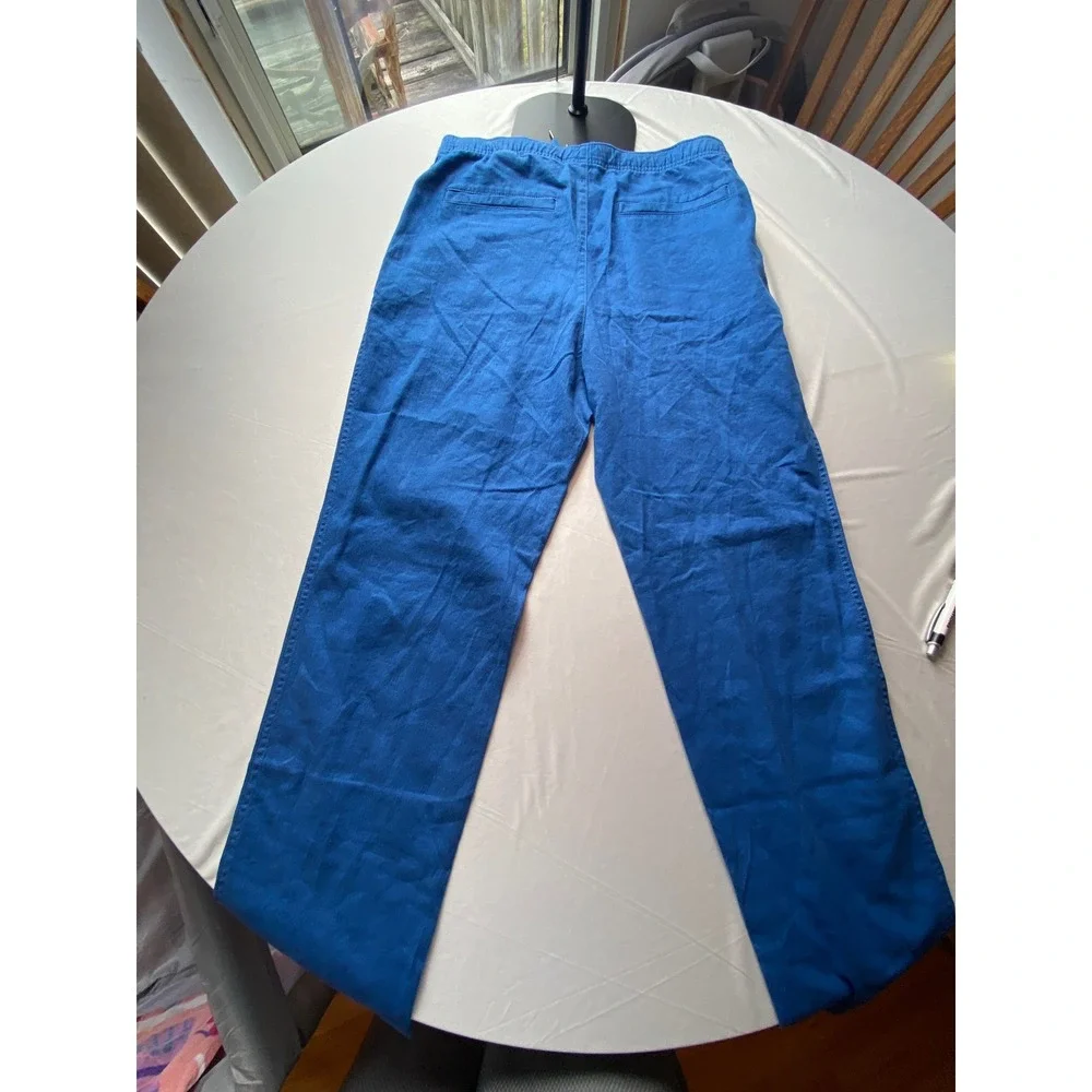 Banana Republic from straight